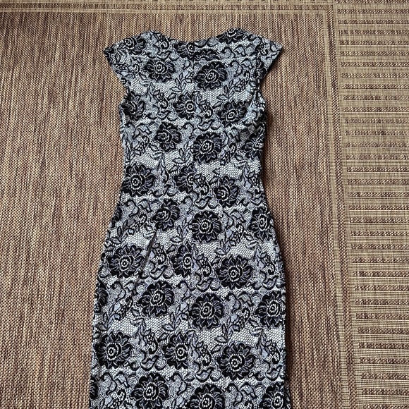 Numoco Dress in Great Condition! - Picture 3 of 4